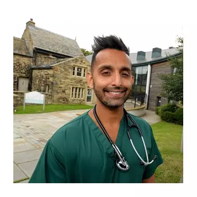 GP Dr Amir Khan Urges Daily Omega-3 Supplement for Brain and Heart Health