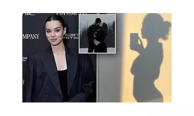 Hailee Steinfeld Shares Baby Bump Glimpse & Reflects on 2025 Milestones