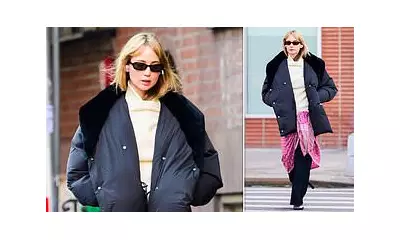 Jennifer Lawrence's NYC Stroll & Awkward Emma Stone Texts After SAG Snub