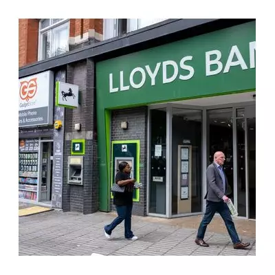 Lloyds Bank Reveals 'Fastest Way' to Save Money and Essential Calculations