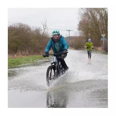 Met Office Issues Yellow Rain Warning for 23 UK Areas, Urges Emergency Prep