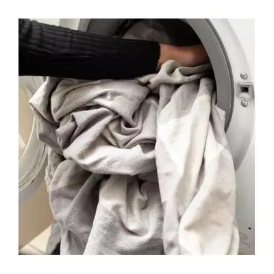 Mum's 4-Ingredient Laundry Detergent Saves Money & Plastic