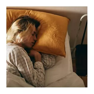 NHS Warning: Waking at 3am to Pee Could Signal a UTI