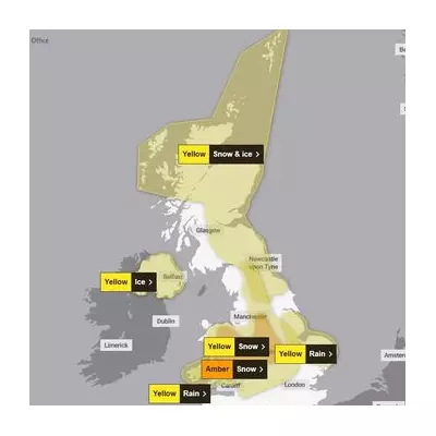 Storm Goretti Batters UK: 100mph Winds, 30cm Snow Cause Travel Chaos