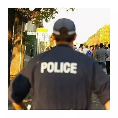 Sydney Man Falls to Death from Seventh-Floor Balcony During Police Response