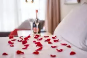 7 Best Valentine's Package Deals for 2026 in UK & Europe