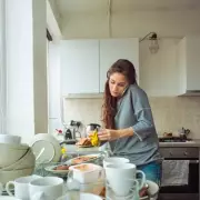 7 Life-Changing Cleaning Tips from a Housekeeper You'll Wish You Knew Sooner