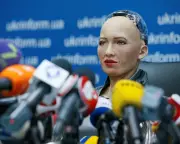 AI Must Augment Human Work, Not Replace It, Warns IMF and Experts