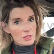 Amanda Owen Battles 'Seriously Cold Conditions' on Yorkshire Farm, Vows 'I Can Only Do My Best'