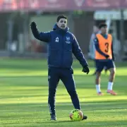 Arsenal Hire Throw-In Coach Thomas Gronnemark to Boost Title Bid