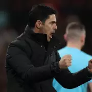 Arsenal's £26m Midfield Target Sparks Transfer Battle with Man Utd