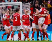 Arsenal's Caldentey and Mead Strike to Dent Chelsea's WSL Title Ambitions