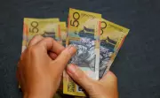 Aussie Dollar Dominates Global Currencies in 2026, Boosting Travel and Shopping