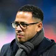 Barnes Backs Fabregas Over Rosenior for Chelsea Manager Role