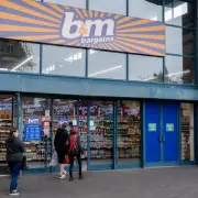 B&M's £10 Valentine's Haribo Hamper Hailed as Superior to Traditional Flowers