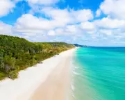 Canadian Tourist, 19, Found Dead on K'gari Beach After Early Morning Swim