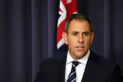 Chalmers Hails Carney's Davos Speech as 'Stunning' Amid Global Order Concerns