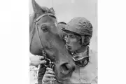 Diane Crump, First Female Kentucky Derby Jockey, Dies Aged 77