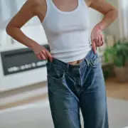 Doctor's Urgent Warning: The 'Most Noticeable' Cancer Sign Women Miss