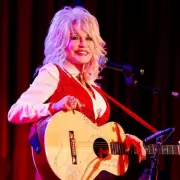 Dolly Parton at 80: From Poverty to Icon, the Song She Said No to Elvis