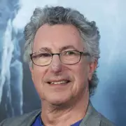 Everest Survivor Declared Dead Returns 'Like the Walking Dead'