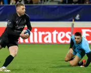 Finn Russell Braces for Bruising Edinburgh Reunion in Champions Cup Decider