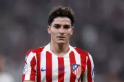Gary Lineker Urges Arsenal to Sign Julian Alvarez After Man Utd Defeat