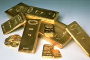 Gold Price Hits Record High Above $5,000 Amid Global Uncertainty