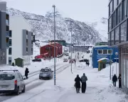 Greenlanders Fear US Invasion as Trump Renews Threat to Claim Arctic Territory