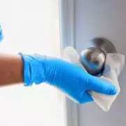 Hotel Cleaner's 10-Minute Rule to Keep Your Home Germ-Free This Winter