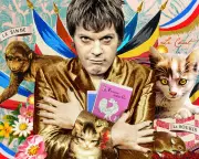 How Eddie Izzard's French Comedy Routine Inspired a Career at the EU