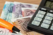 How to Generate £10,000 Annual Passive Income Through Your ISA