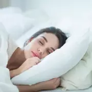 How Your Sleeping Position Could Heighten Glaucoma Risk and Lead to Blindness