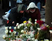 ICE Agent's Fatal Shooting in Minneapolis Marks Deadly Start to Trump's Immigration Crackdown