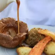 James Martin's '8-egg' Yorkshire pudding rule and the kitchen appliance he bans