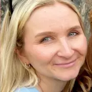 Jealous husband admits murdering 'beautiful' artist wife as daughters slept