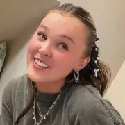 JoJo Siwa Changes Name to Joelle Amid Romance with Chris Hughes
