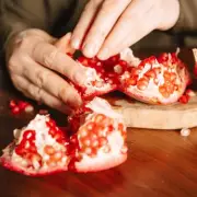 Kitchen Hack Revelation: The No-Mess Pomegranate Slicing Method That's Going Viral