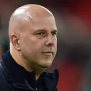 Liverpool Transfer Gamble: Pennant Warns Over Right-Back Crisis as Diomande Links Persist