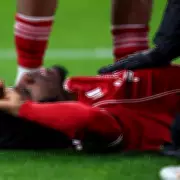 Liverpool's Frimpong Out for Weeks as Slot Delivers Mixed Injury Update