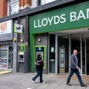 Lloyds Bank Reveals 'Fastest Way' to Save Money and Essential Calculations