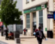 Lloyds CEO Warns Bankers Must Reskill as AI Transforms Financial Services