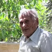 Man given six months to live beats lung cancer, lives 40 more years on Greek island