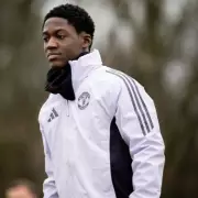 Man Utd's Kobbie Mainoo Receives Besiktas Loan Offer as Joao Gomes Rumours Swirl