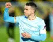 Maswanhise Double Seals Motherwell Win as Kilmarnock Crush Aberdeen