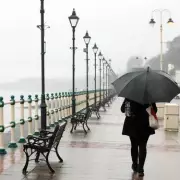 Met Office Issues 15-Hour Rain Warning, Urges 39 Areas to Prepare Emergency Kits