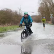 Met Office Issues Yellow Rain Warning for 23 UK Areas, Urges Emergency Prep
