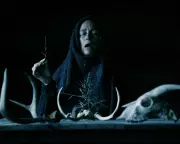 Mother of Flies Review: A Psychedelic Folk Horror from a Talented Family