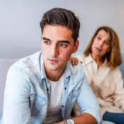 Mum's Despair Over Son's Girlfriend's 'Unbearable' Hygiene Habit