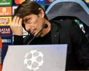 Napoli's Champions League Hopes Hang by a Thread Against Chelsea Amid Injury Crisis